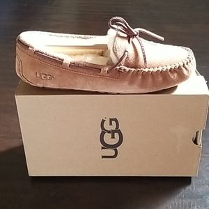 UGG Dakota Slipper-Chestnut
